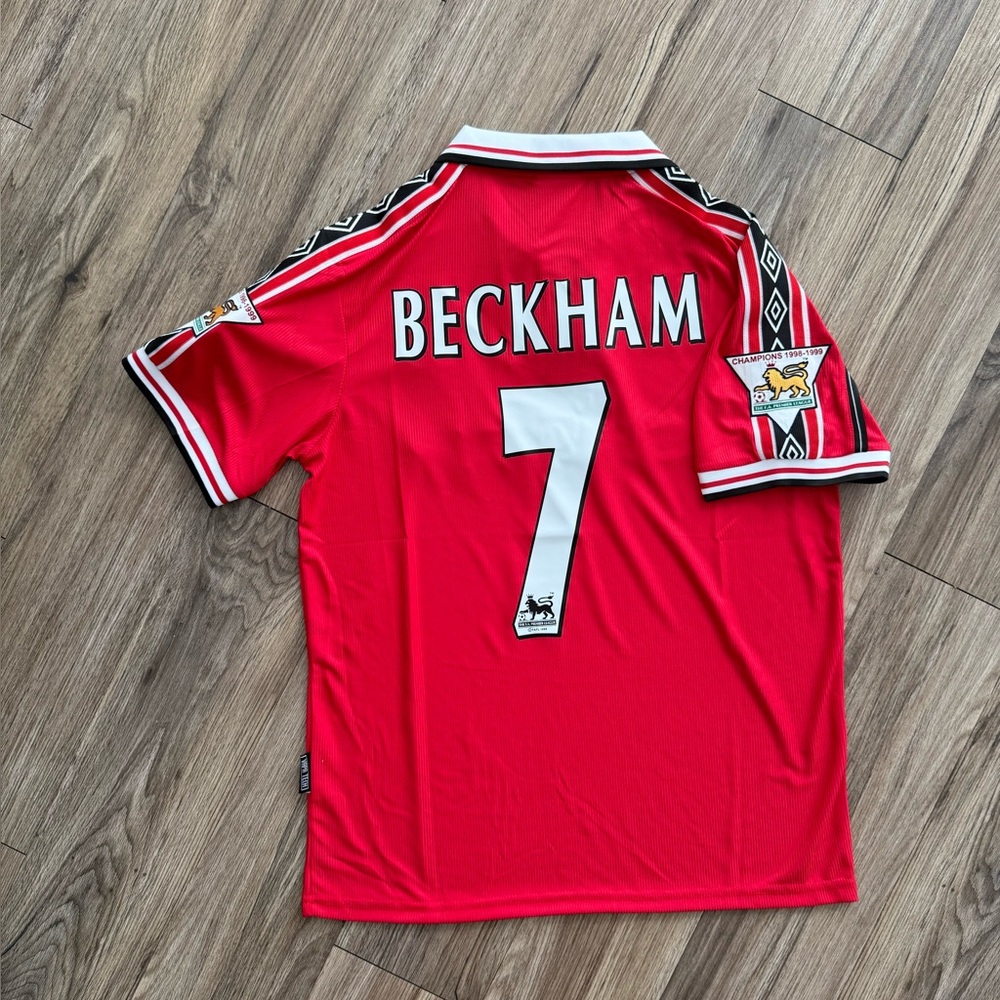 Manchester United Men's Shirt Retro Beckham 7